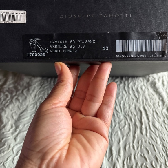 Giuseppe Zanotti https://posh.mk/TDa32lAtjUb - Picture 5 of 6
